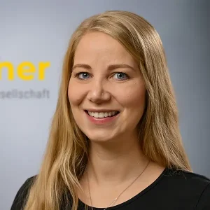 Portrait von Daniela Marino – Steuerassistentin. Portrait von Daniela Marino - Steuerassistentin.