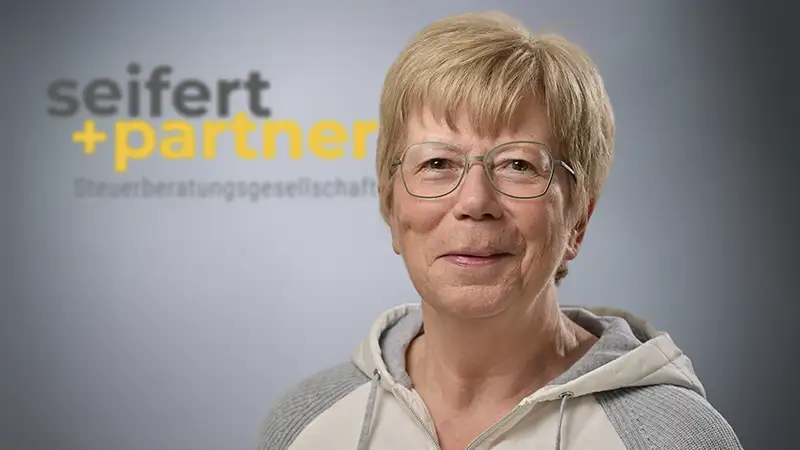 Portrait von Ute Dünnebacke - Steuerfachangestellte.