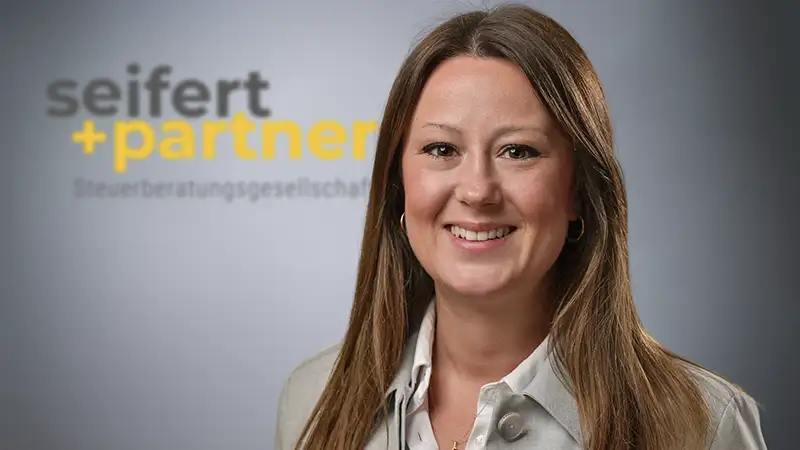 Portrait von Eva Schiffer - Steuerberaterin.